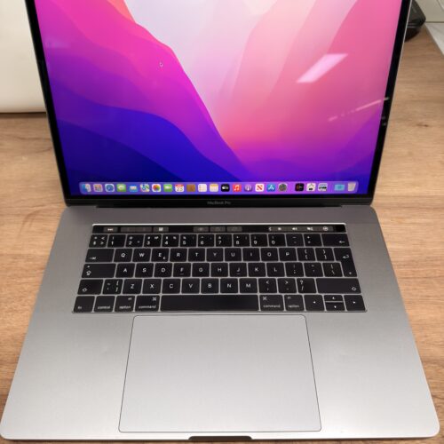 MacBook Pro 15" 2016 Intel Core i7 16GB 1TB
