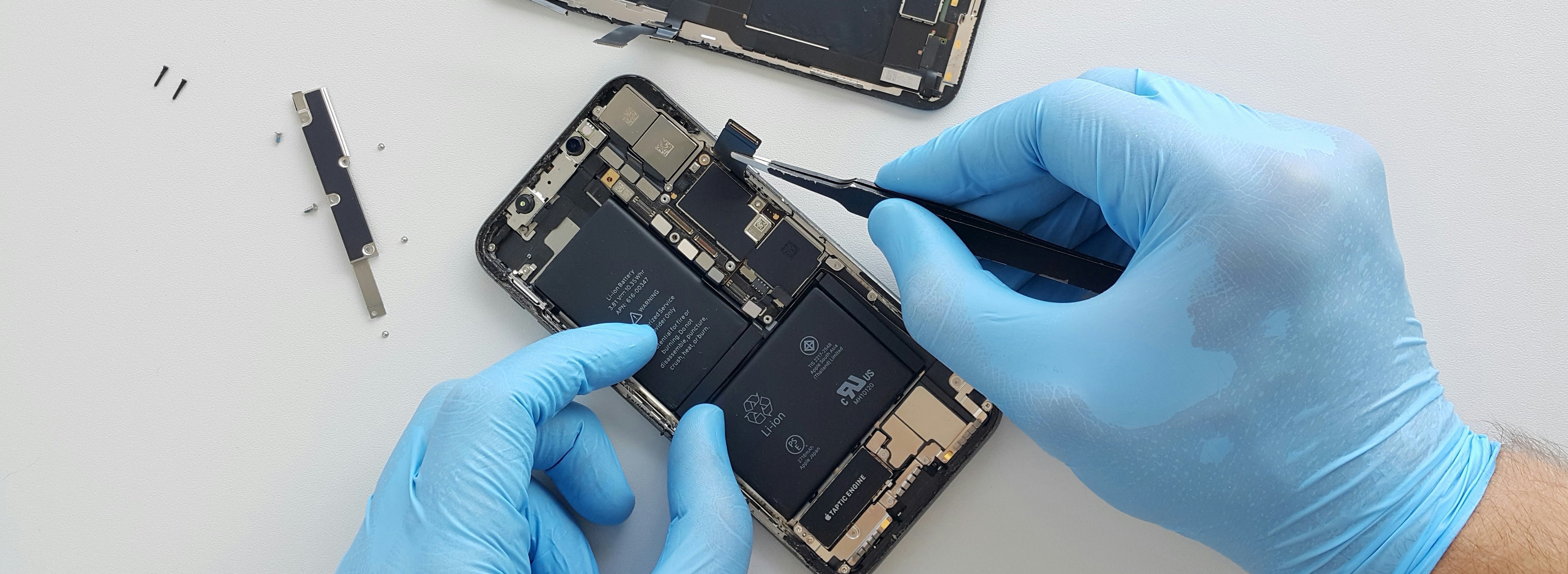 Precision micro-soldering workstation at Yoda Service Bali